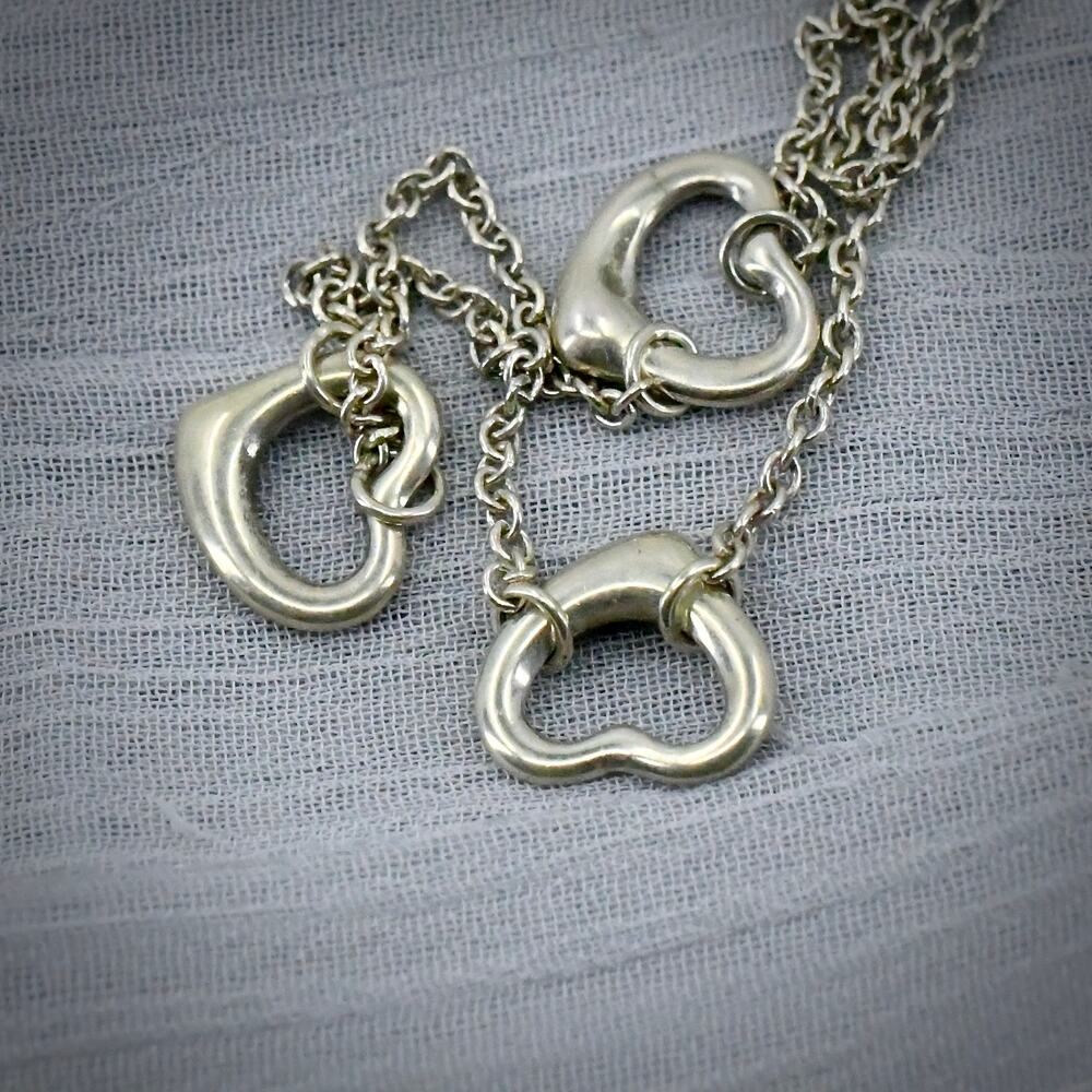 Tiffany & Co. Elsa Peretti Triple 3 Heart Necklace 925 Silver Spain 16" - Picture 9 of 9